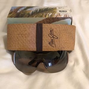 Maui Jim “Kula” Polarized Shield Sunglasses